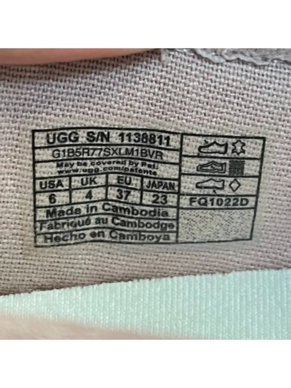 UGG please review